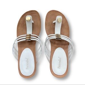 Bjorndal White and Gold Thong Sandals SZ 9